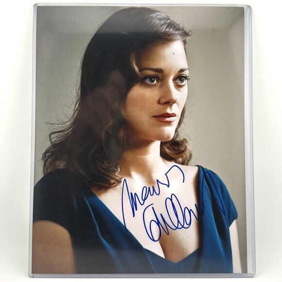 Marion Cotillard Autograph - Batman: The Dark Knight Rises - FAST SHIPPING ✅ - Picture 1 of 2